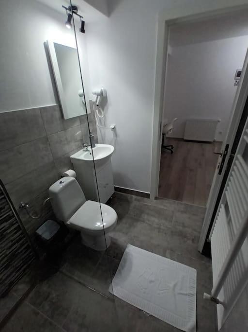 Old Town Studio 1 Apartment Nr 4 巴亚马雷 外观 照片